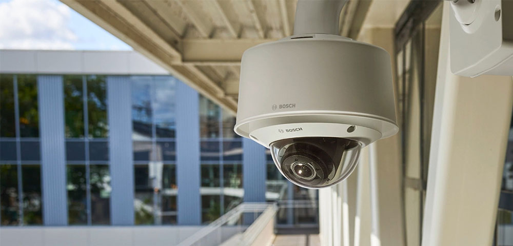 Bosch: Neue FLEXIDOME 5100i Kameras mit Deep Learning Video Analytics verbessern die Gebäudesicherheit